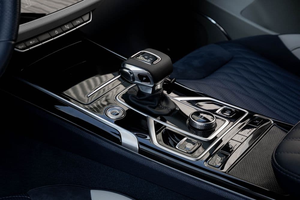 Used Hongqi HS5 2023