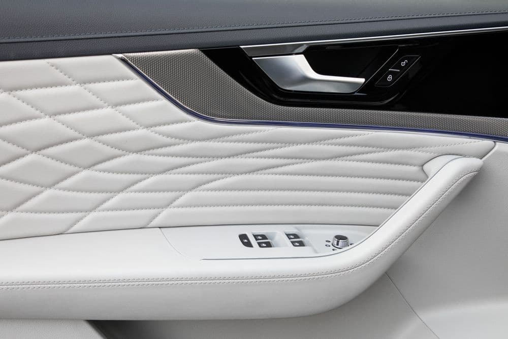 Used Hongqi HS5 2023