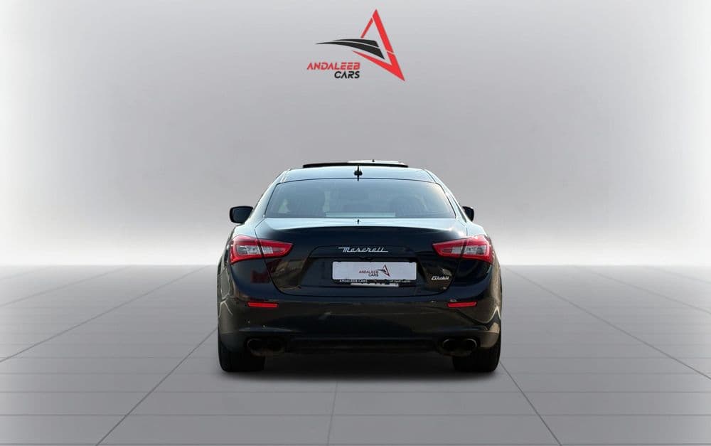 مازيراتي جيبلي 3.0T V6 2015 مستعملة