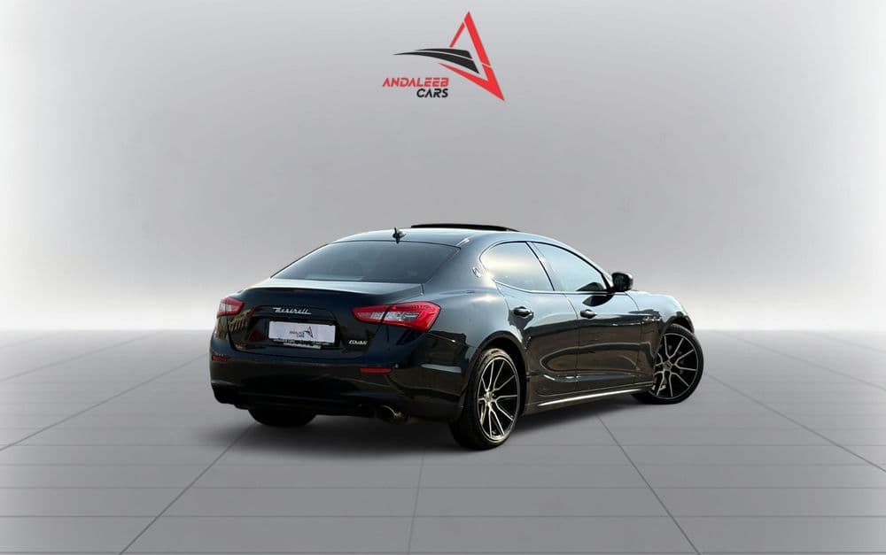 مازيراتي جيبلي 3.0T V6 2015 مستعملة