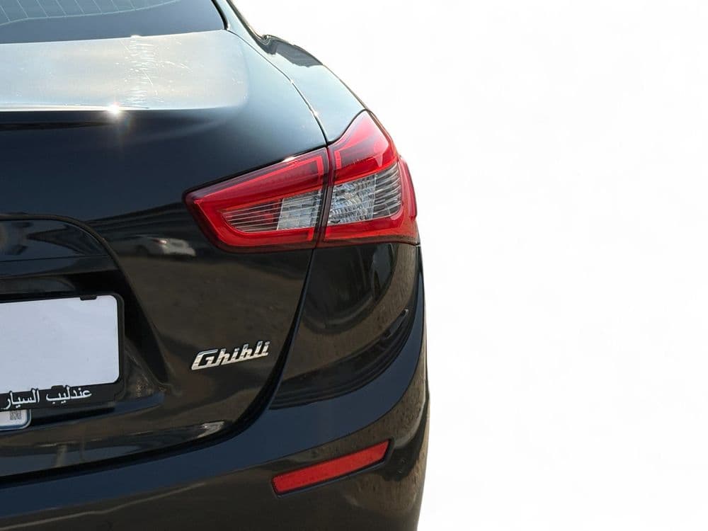 مازيراتي جيبلي 3.0T V6 2015 مستعملة