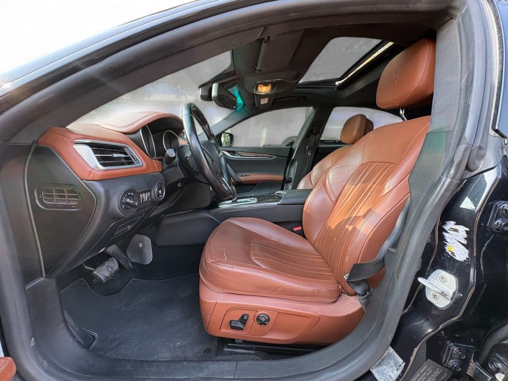 مازيراتي جيبلي 3.0T V6 2015 مستعملة