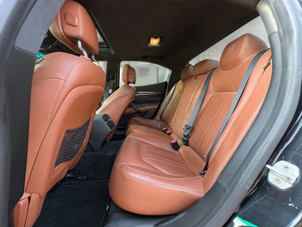 مازيراتي جيبلي 3.0T V6 2015 مستعملة