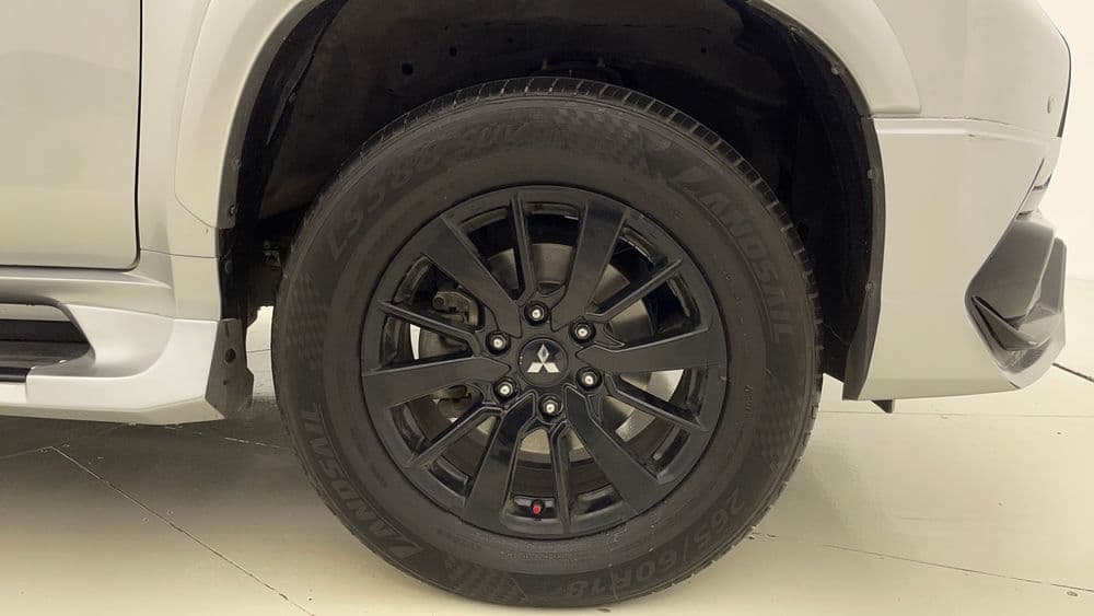 ميتسوبيشي مونتيرو سبورت 2019 مستعملة