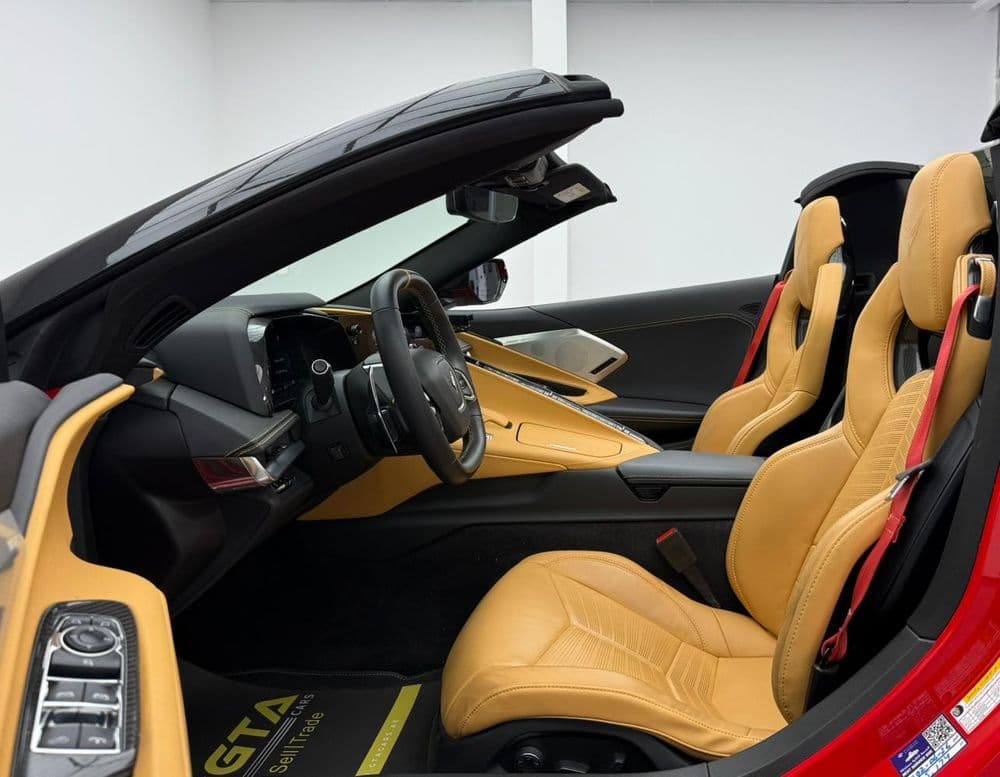 مستعملة شفروليه كورفيت 6.2L 2LT Convertible 2023