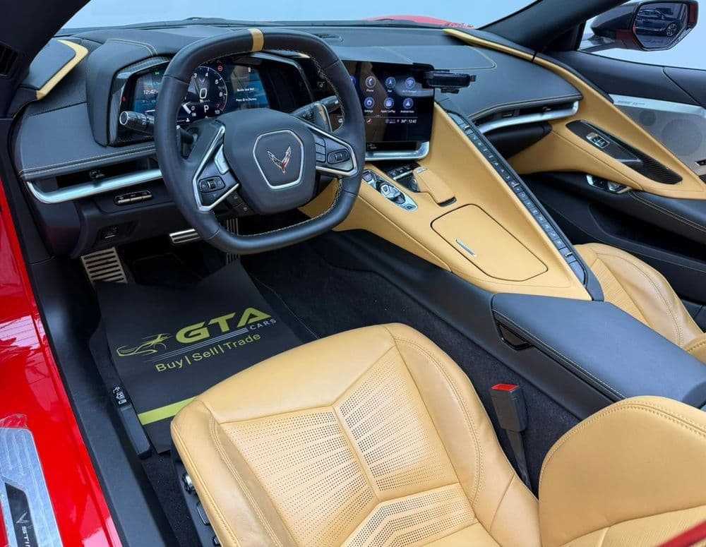 مستعملة شفروليه كورفيت 6.2L 2LT Convertible 2023