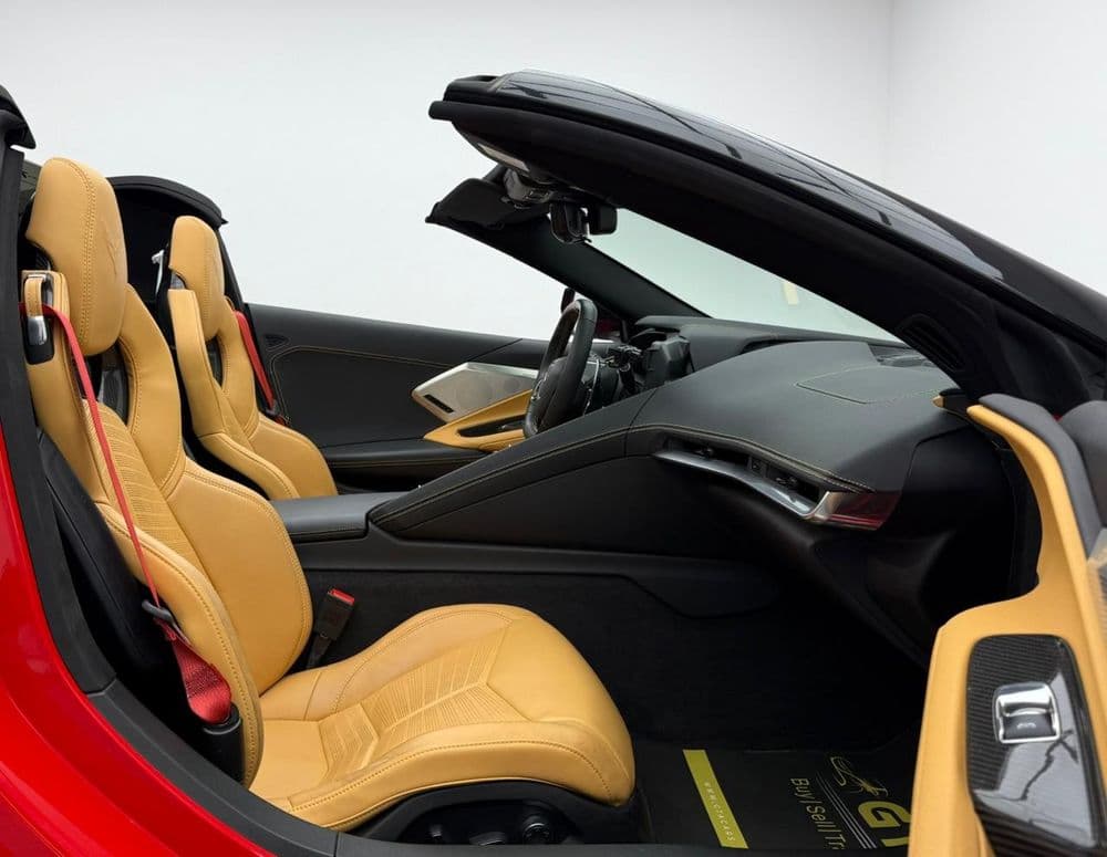 مستعملة شفروليه كورفيت 6.2L 2LT Convertible 2023