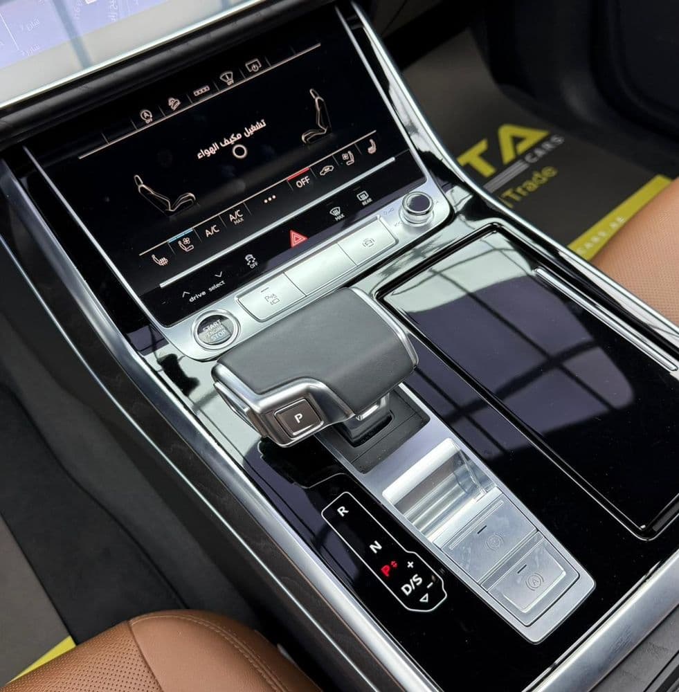 أودي Q8 55 TFSI S-Line quattro 340 HP 2022 مستعملة