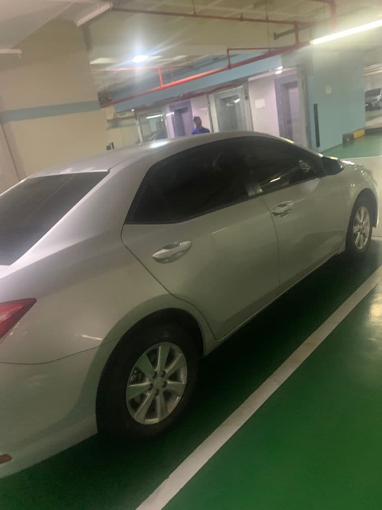 Used Toyota Corolla 2.0 L SE 2015