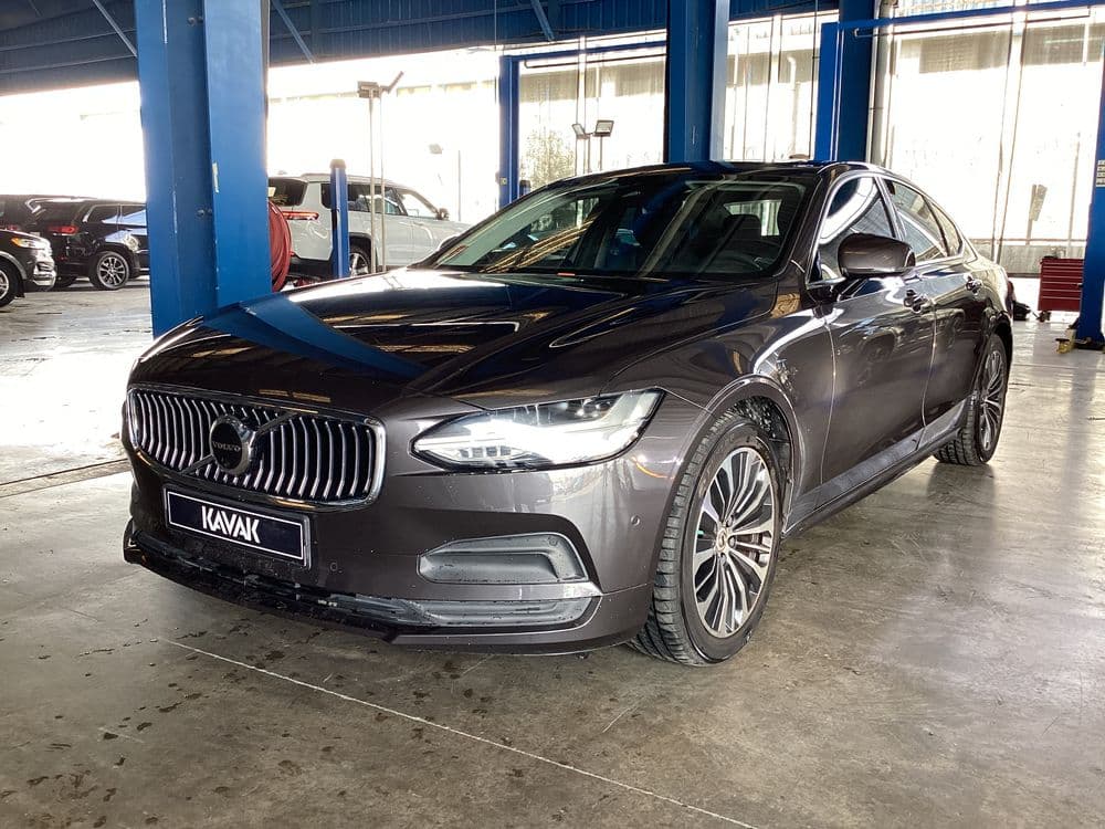 Used Volvo S90 2022