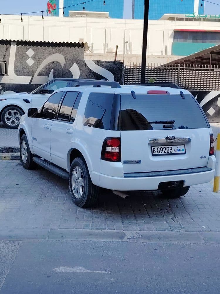 Used Ford Explorer XLT 2008