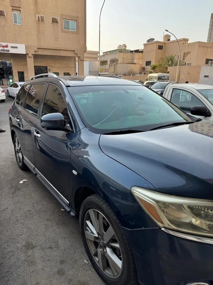 نيسان باثفايندر 3.5L SV 4WD 2014 مستعملة