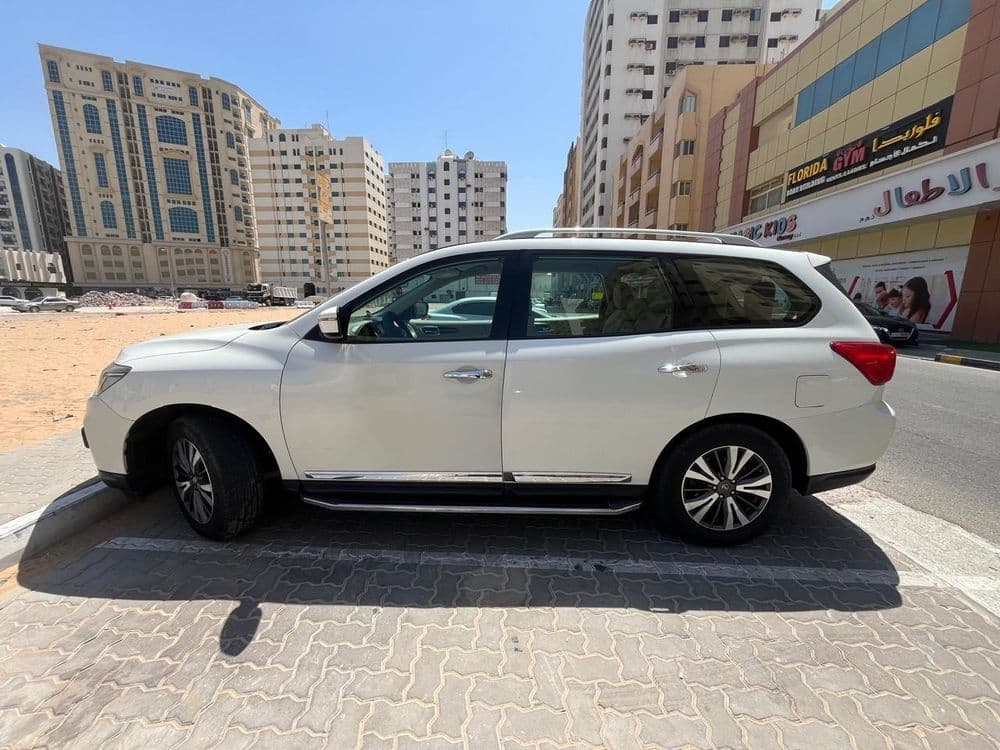 نيسان باثفايندر 3.5L S 4WD 2018 مستعملة