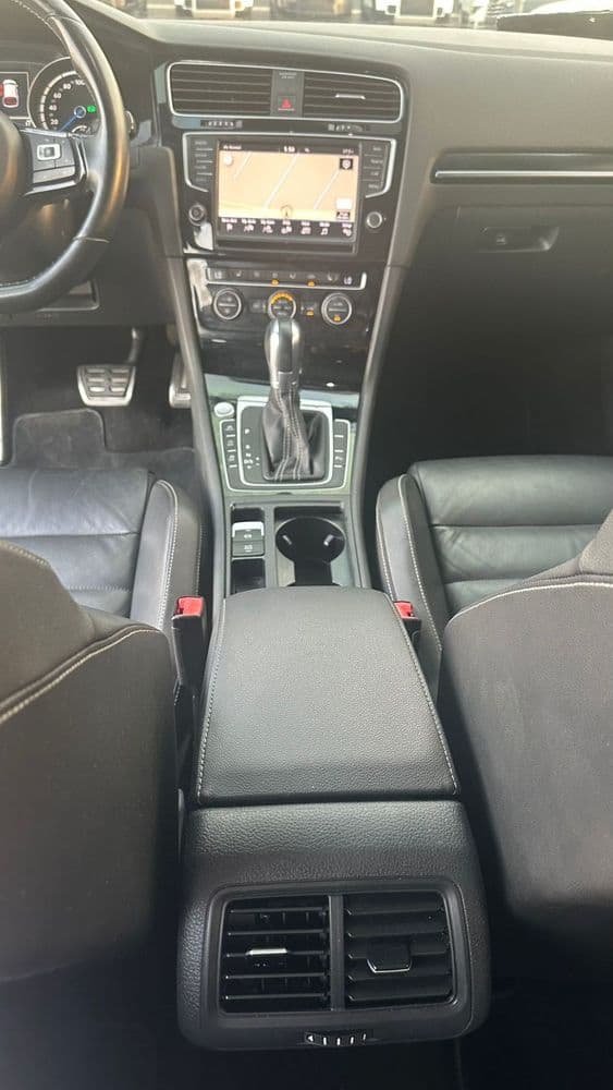 مستعملة فولكس فاجن Golf R 2.0 TSI AWD 2016