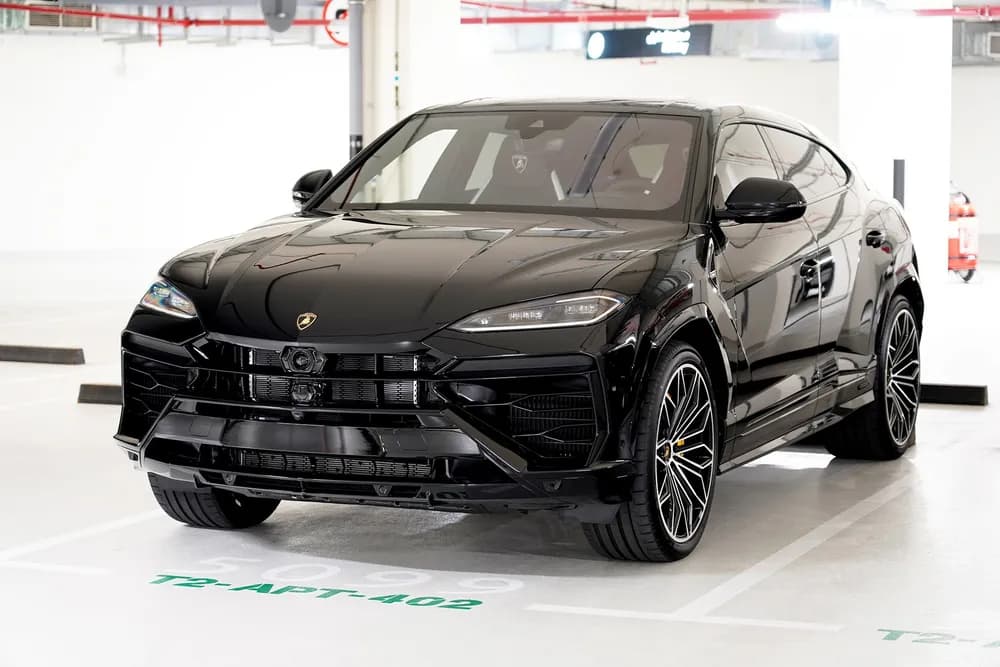 Used Lamborghini Urus 2025