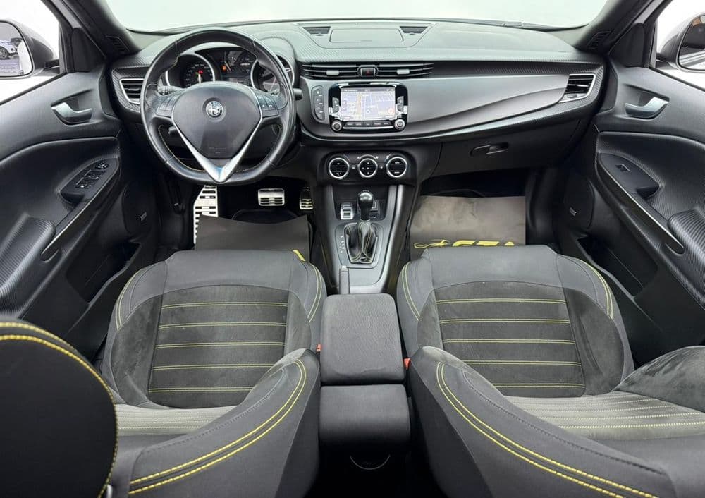 Used Alfa Romeo Giulietta Veloce 2021