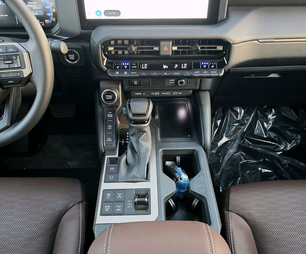 الجديد تويوتا لاند كروز برادو 2025