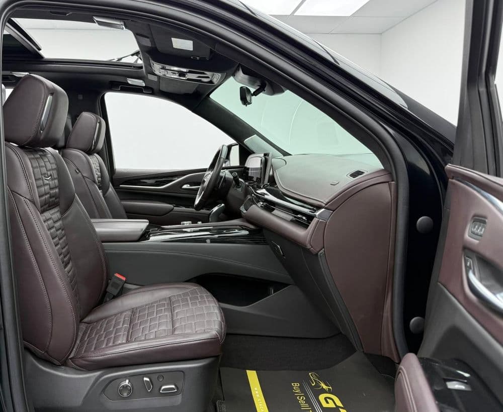 مستعملة كاديلاك اسكاليد 6.2L V-Series 682 HP 2023