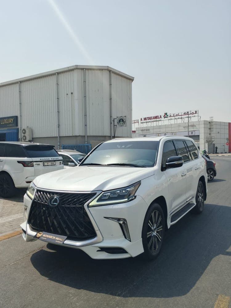 Used Lexus LX 570 5 door 5.7L 2017