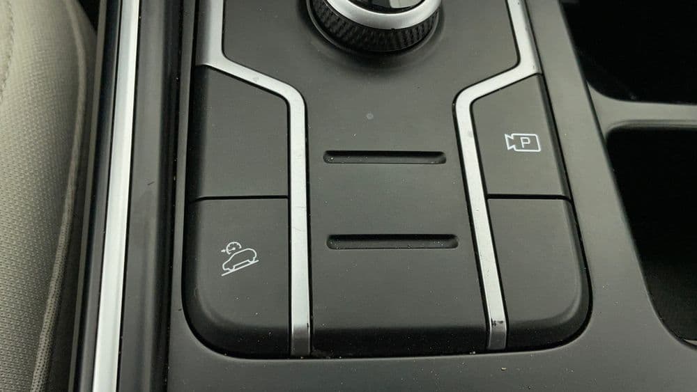 كيا سورينتو 2023 مستعملة