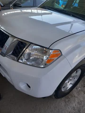 Used Nissan Pathfinder 3.5L Midnight Edition (AWD) 2011