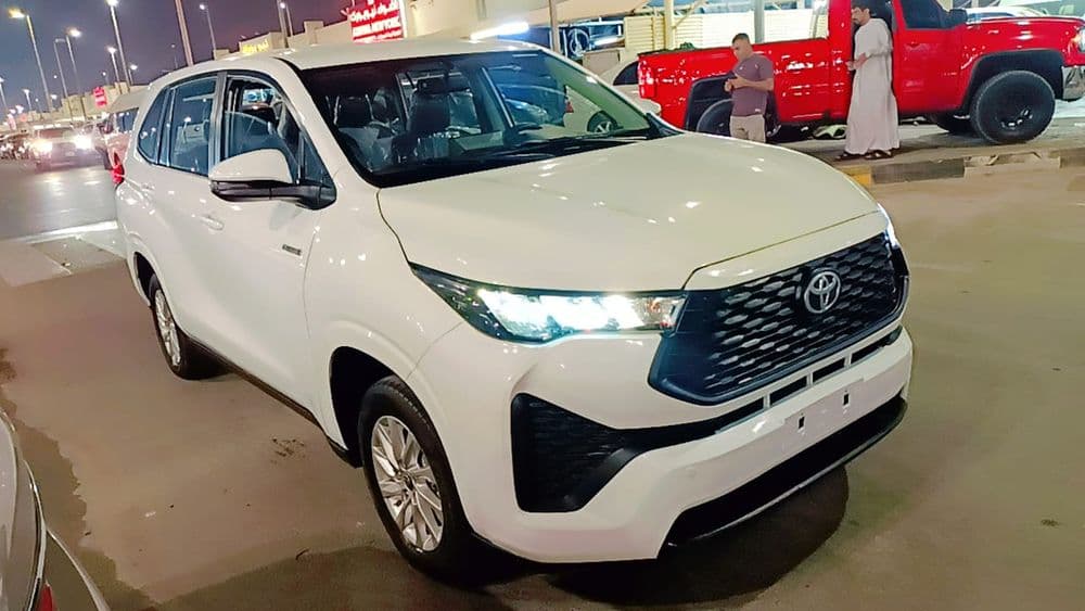 Used Toyota Innova 2.0L HEV 8 Seater 2024