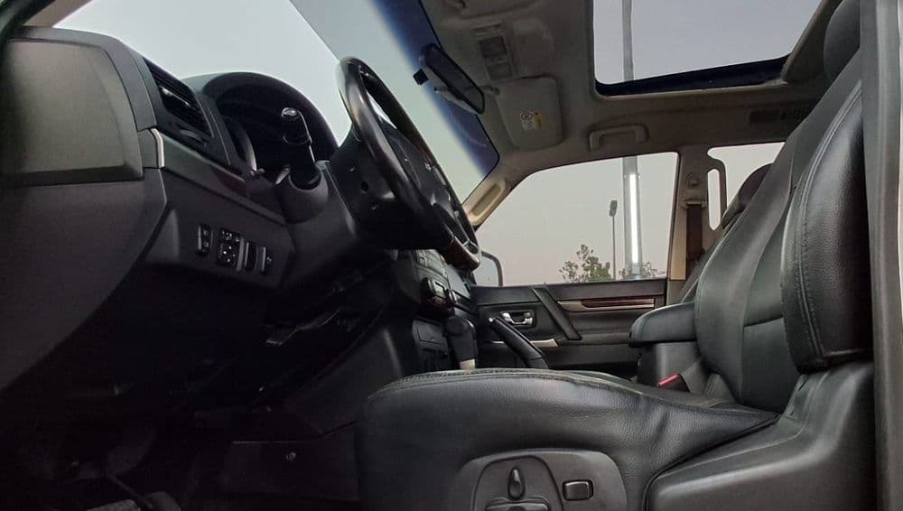 ميتسوبيشي باجيرو 3.5L 5 Door Full 2013 مستعملة