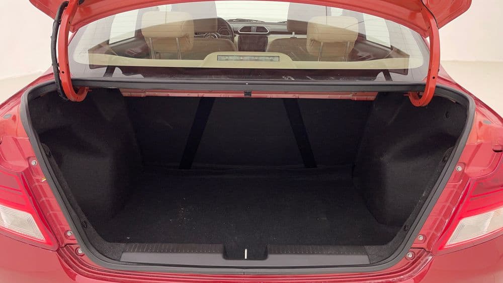 سوزوكي سويفت ديزاير 2024 مستعملة