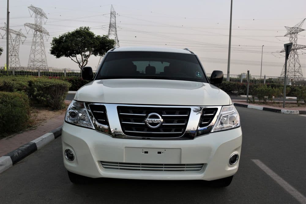 نيسان باترول 5.6L SE 2014 مستعملة