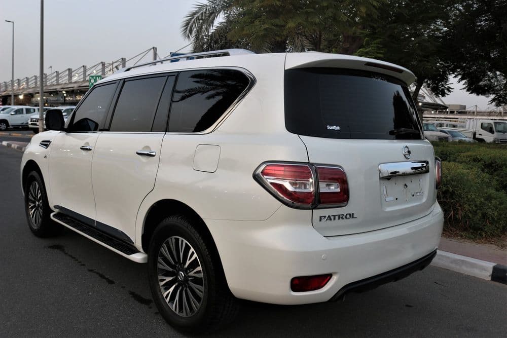 نيسان باترول 5.6L SE 2014 مستعملة