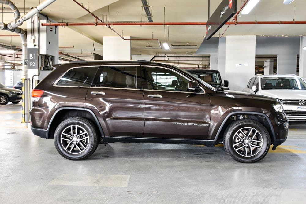 مستعملة جيب جراند شيروكي 2017