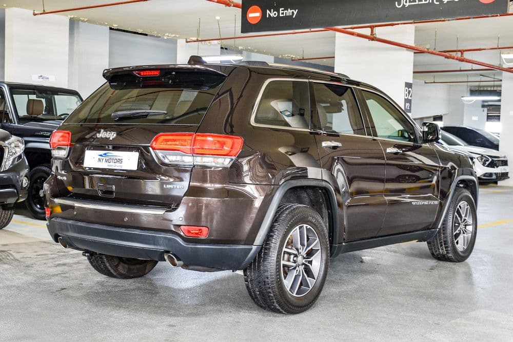 مستعملة جيب جراند شيروكي 2017