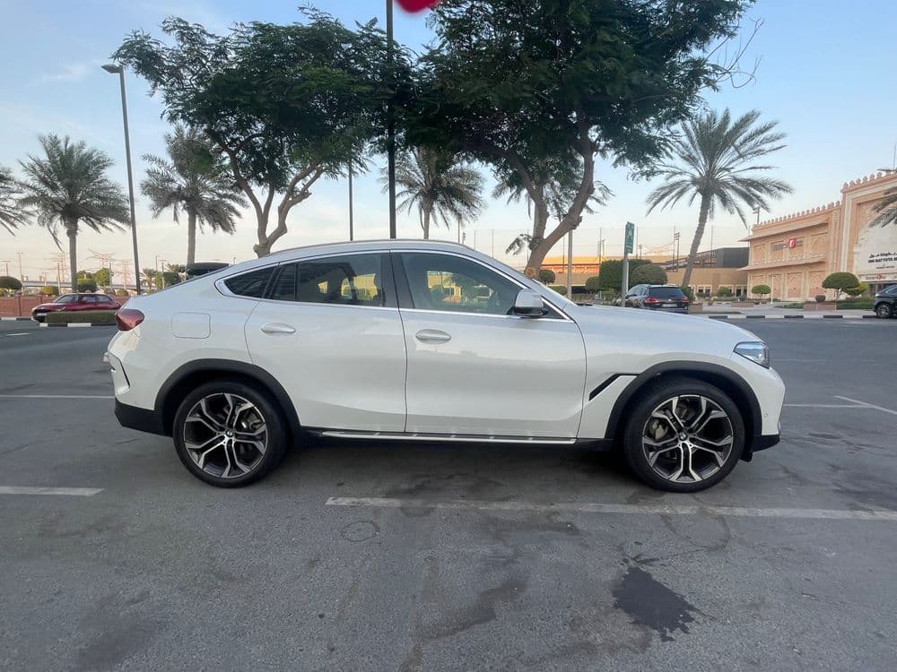 Used BMW X6 xDrive40i 2021