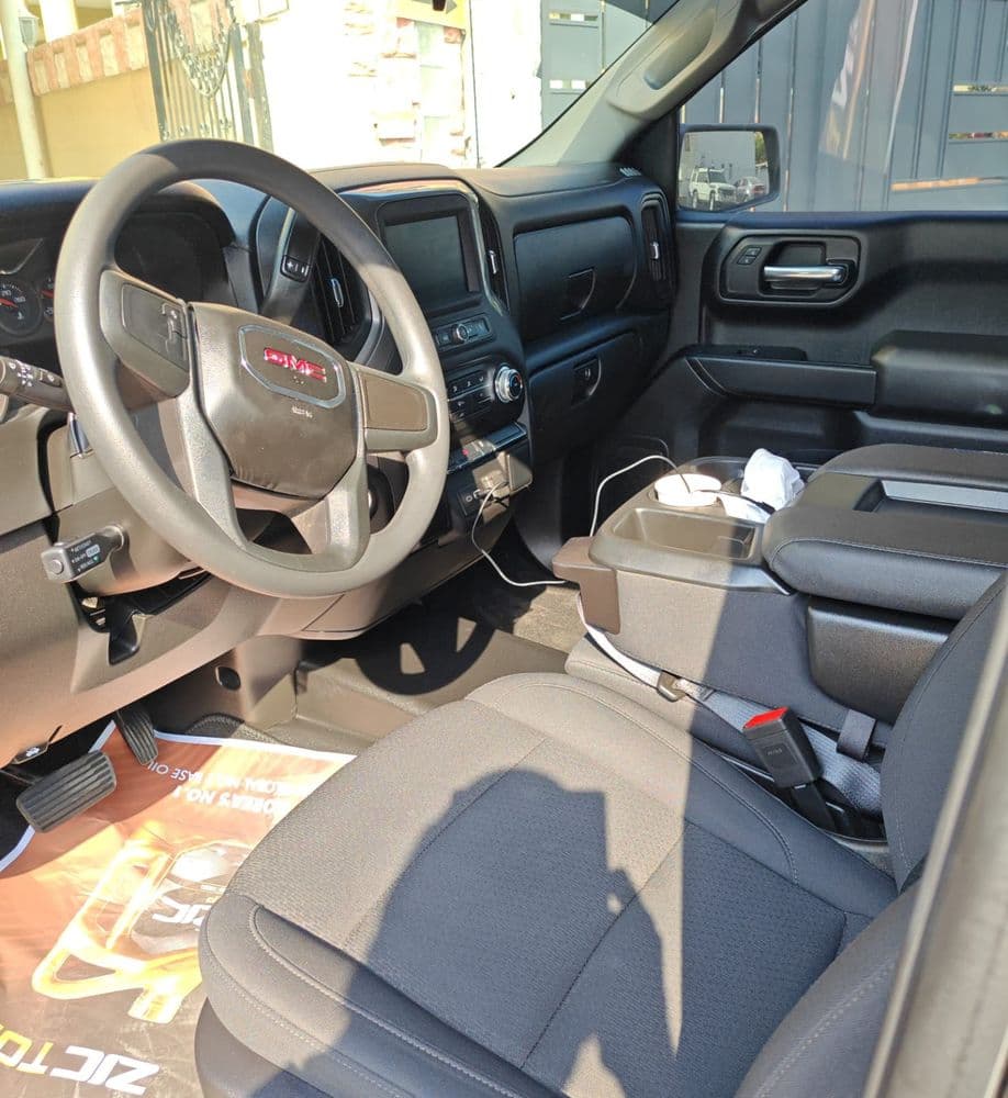 Used GMC Sierra 1500 4WD Regular Cab 2024