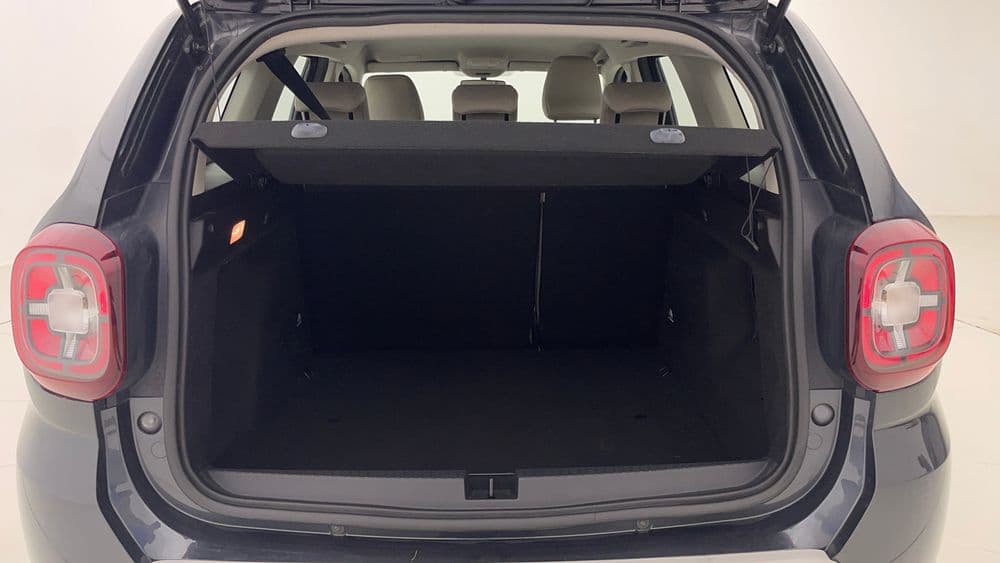 رينو دستر 2023 مستعملة