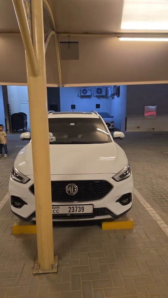 إم جي زي اس 1.5L LUX 2025 مستعملة