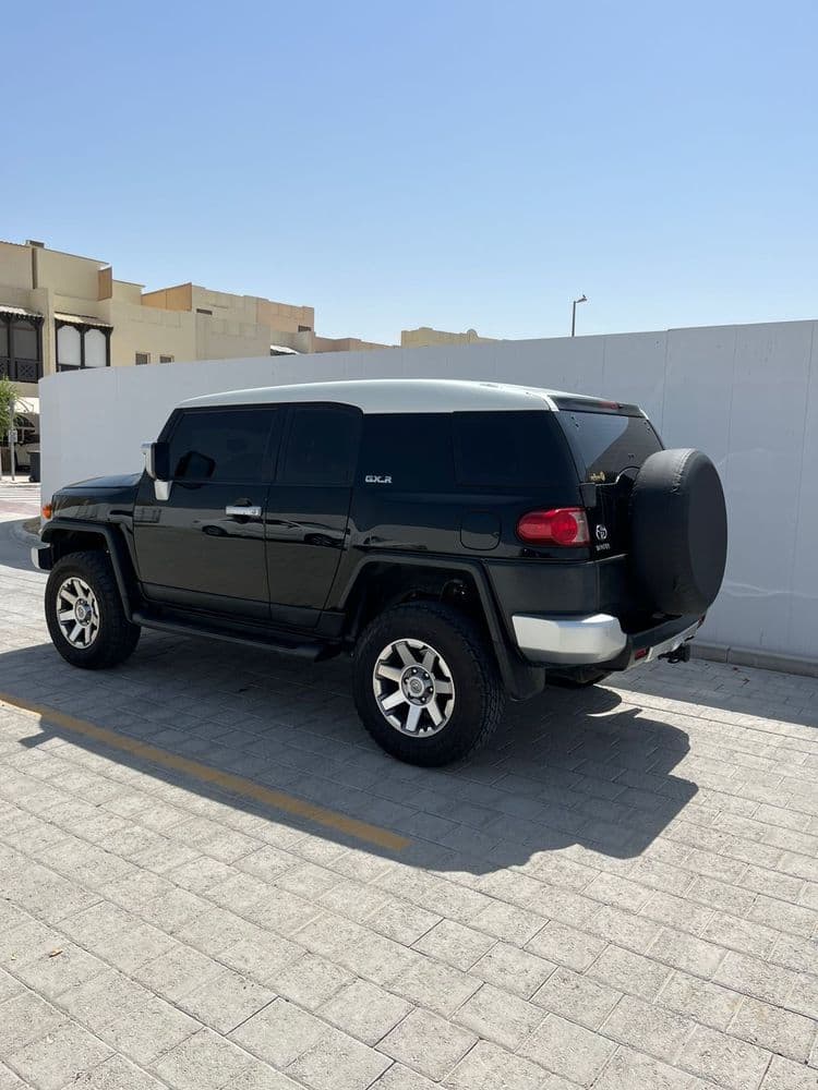 Used Toyota FJ Cruiser 4.0L GXR 2015
