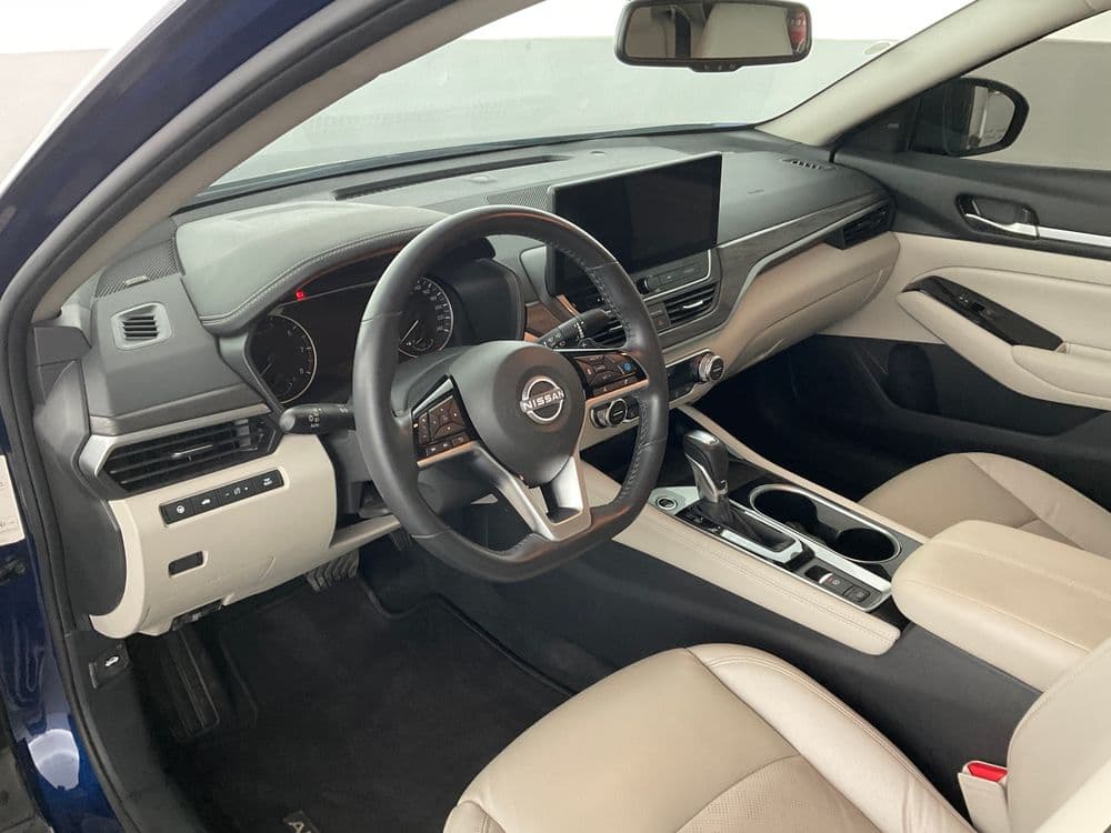 Used Nissan Altima 2024