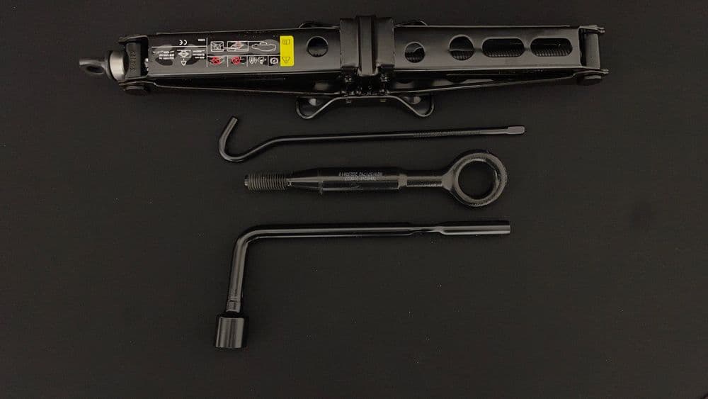 Used Geely Tugella 2024