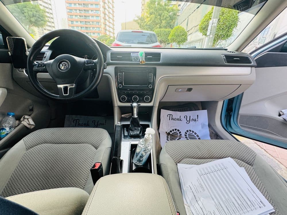 مستعملة فولكس فاجن باسات 2.5L SEL 2012