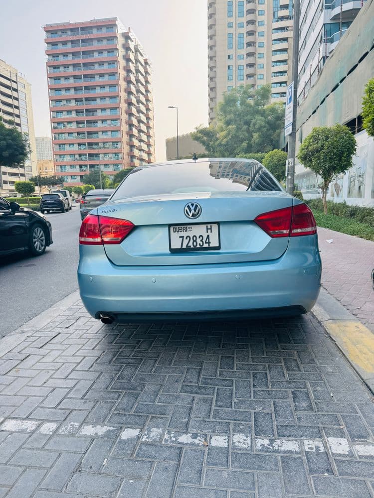 مستعملة فولكس فاجن باسات 2.5L SEL 2012