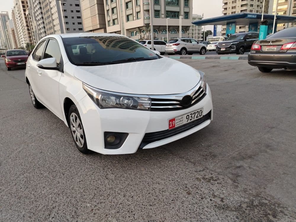 Used Toyota Corolla 1.6L SE 2014