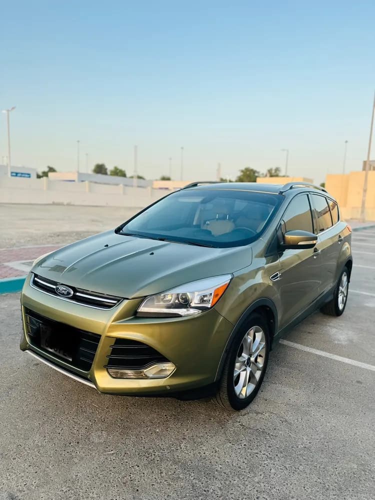 Used Ford Escape 2.0L EcoBoost Titanium (AWD) 2014