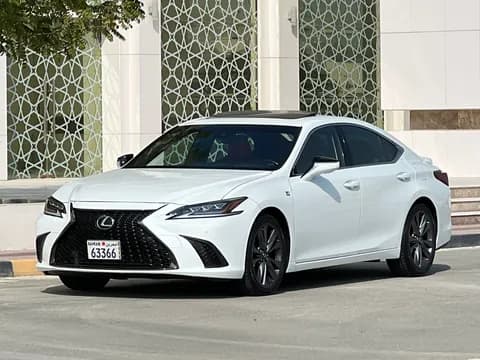 مستعملة لكزس إي أس 350 4 door 3.5L 2019 مستعملة لكزس إي أس 350 4 door 3.5L 2019 used_cars.forSale