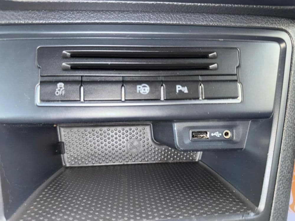 فولكس فاجن تيغوان 1.4L R-Line 2016 مستعملة