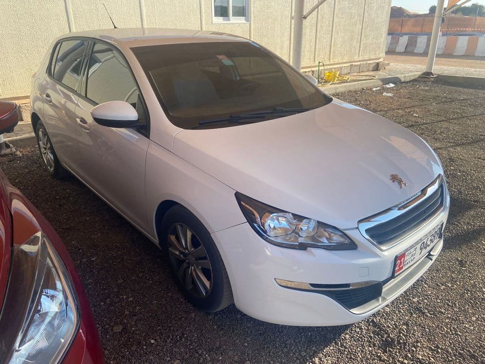 مستعملة بيجو 308 2015