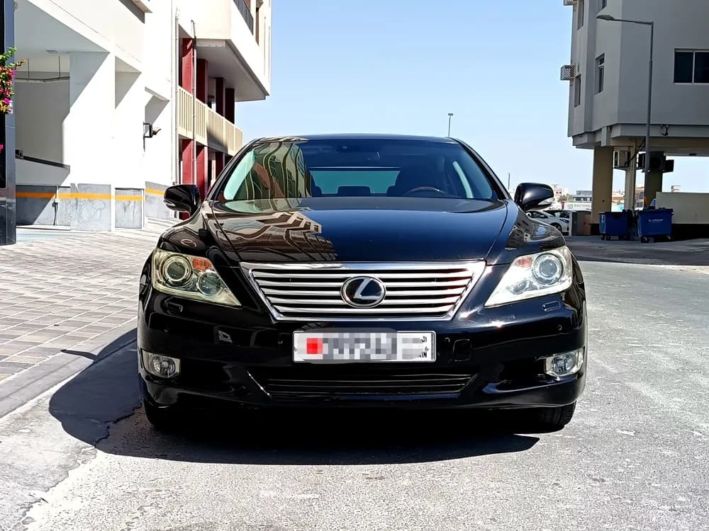 Used Lexus LS 460L 4 door 4.6L LWB 2012