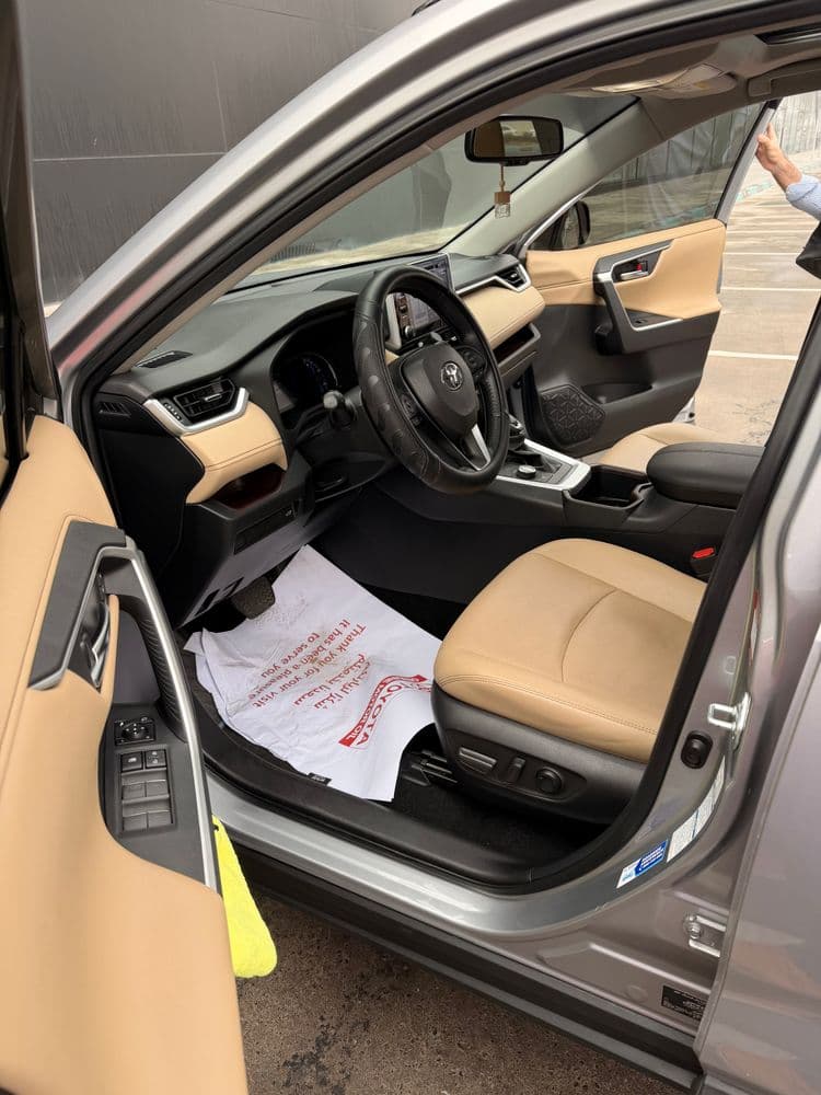 مستعملة تويوتا راف4 2.5L VXR Hybrid 2022