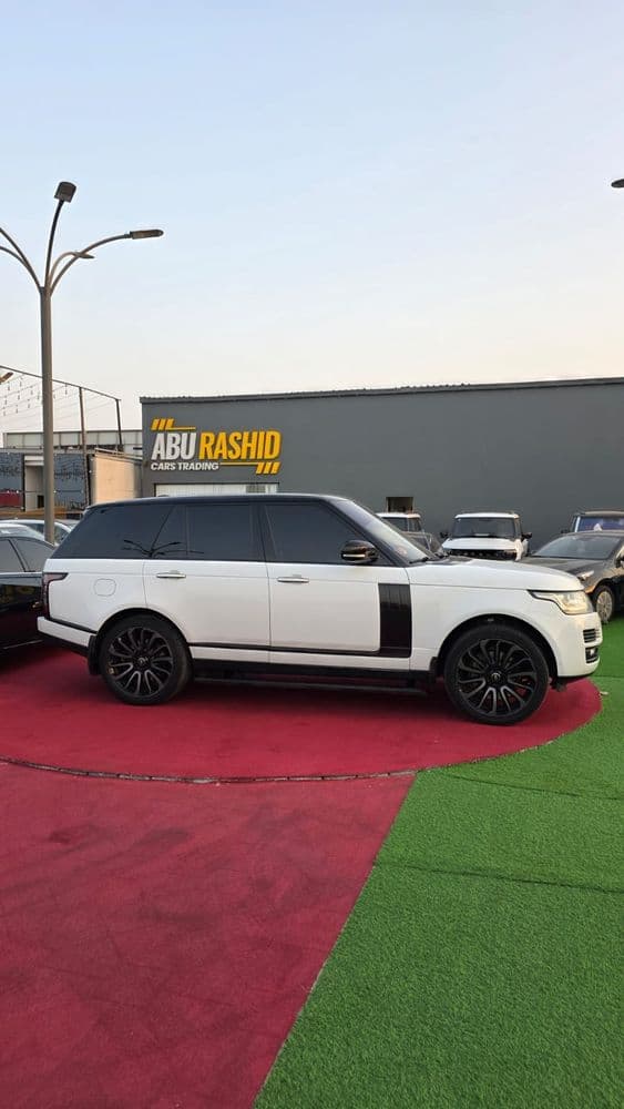 لاند روفر أتش أس إي في8 2013 مستعملة