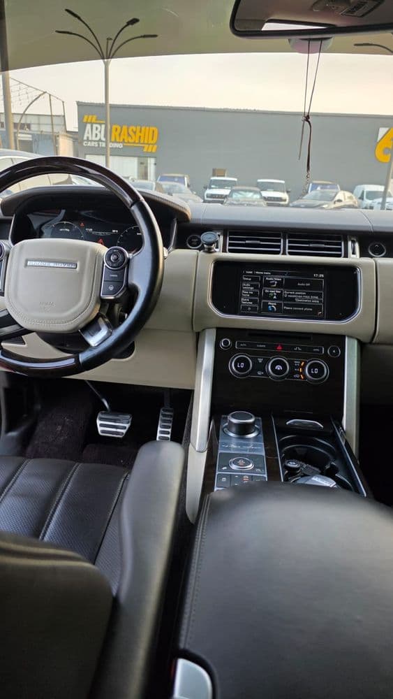 لاند روفر أتش أس إي في8 2013 مستعملة